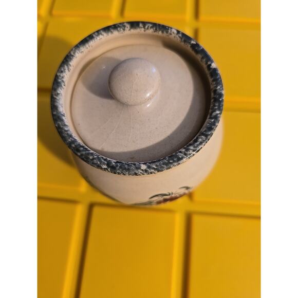 Vtg Casey Pottery Marshall, Texas Cookie Jar, Heart Design, Canister 4” - Picture 4 of 6